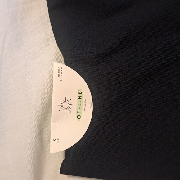 Aerie OFFLINE goals 7" biker shorts with pockets - Picture 4 of 4